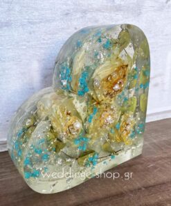 μπλοκ από υγρό γυαλι καρδιά με νυφική ανθοδέσμη