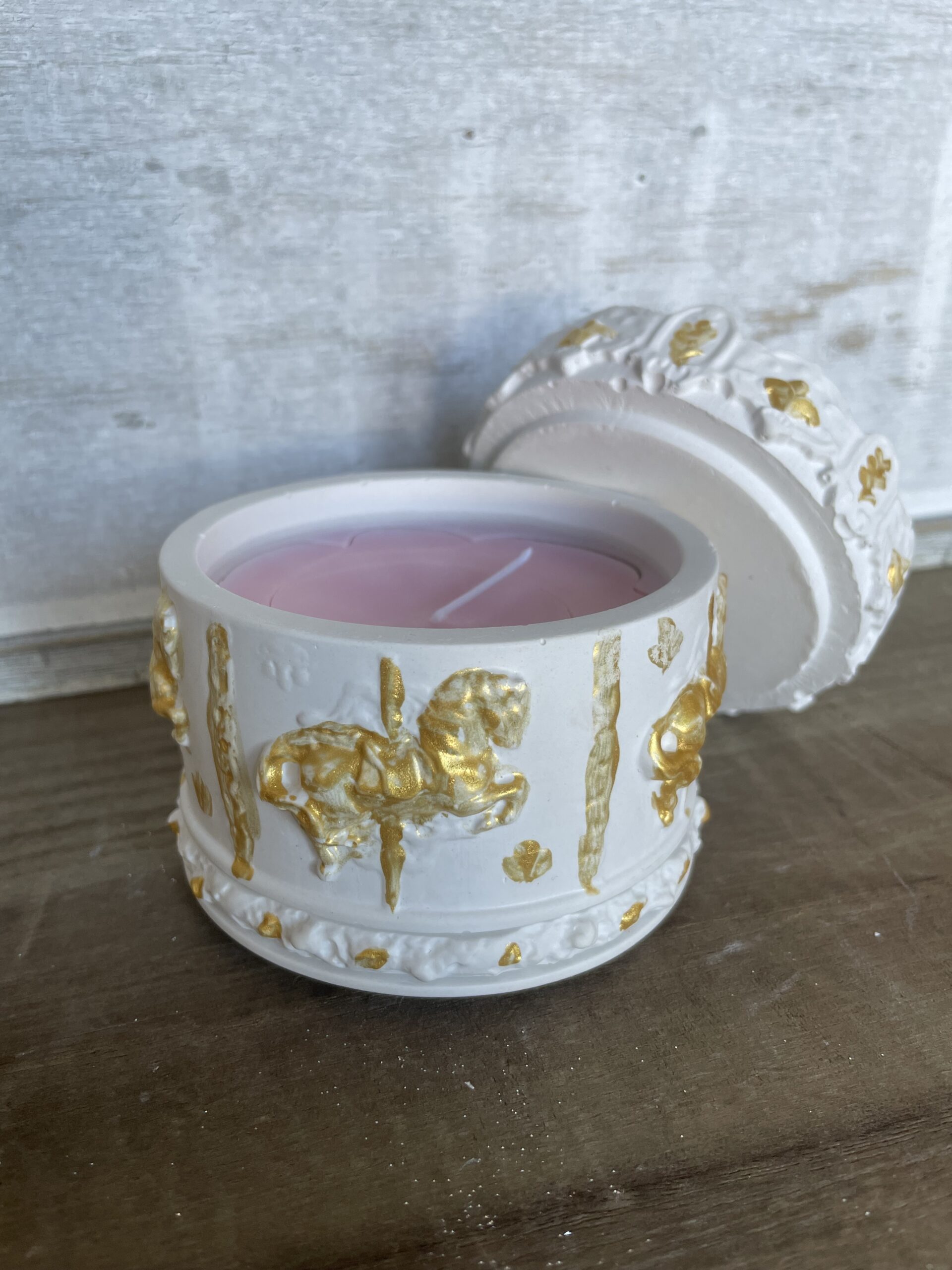 Μπομπονιέρα μπιζουτιέρα καρουζέλ απο πορσελάνη