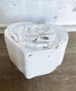 Μπομπονιέρα μπιζουτιέρα λουλούδι απο πορσελάνη